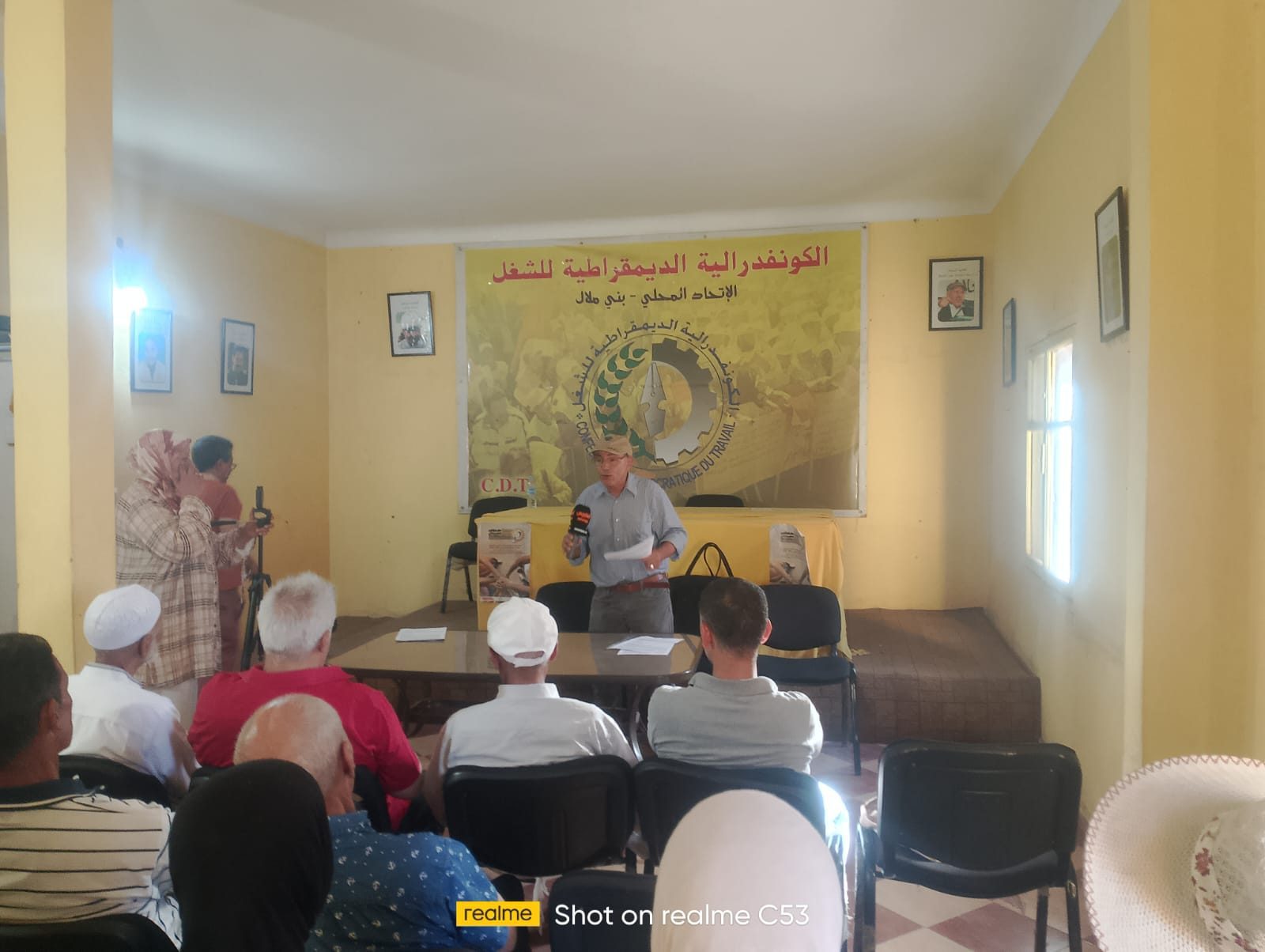 بني ملال تحتضن ندوة صحفية بخصوص اختلالات توزيع البقع الأرضية بالجماعة ...